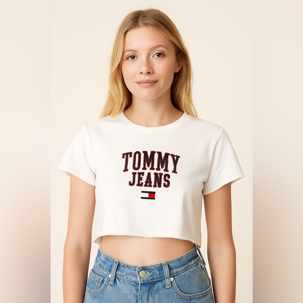 Tommy Jeans White Cropped Logo Tee (Raw Hem) Size L